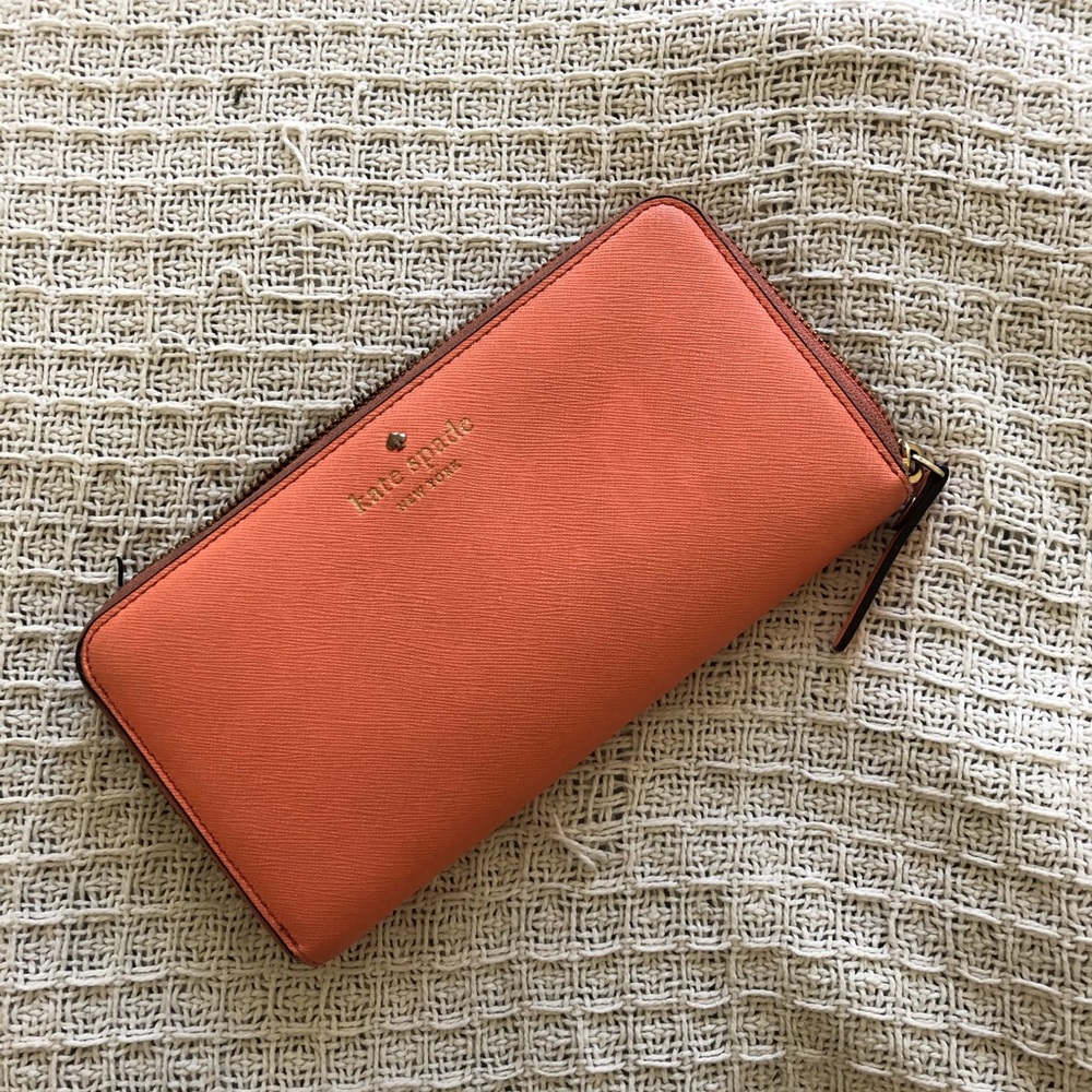 Kate Spade zip around continental leather wallet